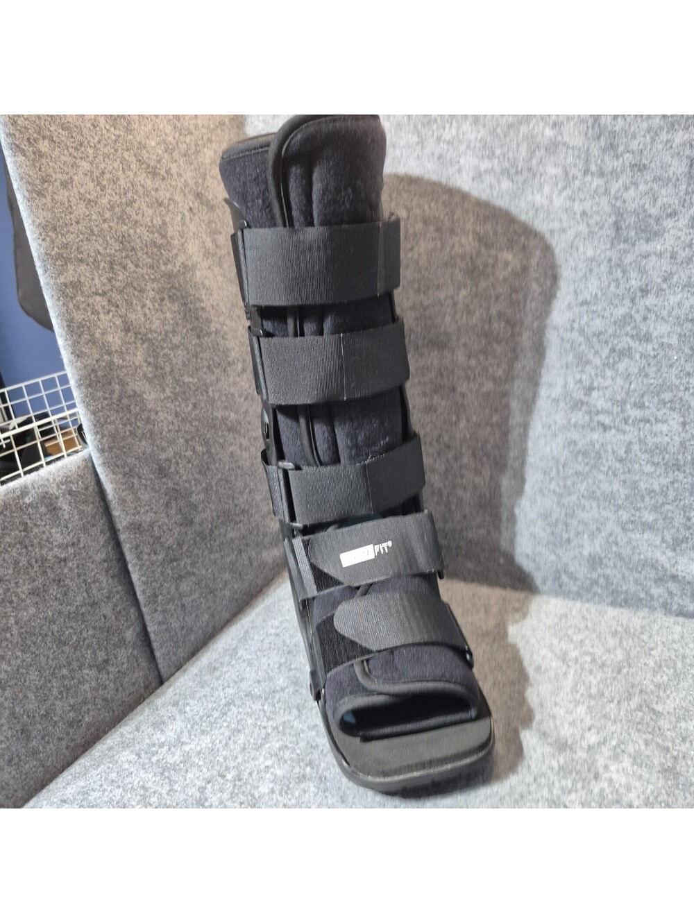 Ossur Form Fit 5 Strap Walking Boot Adult Medium Mobility support